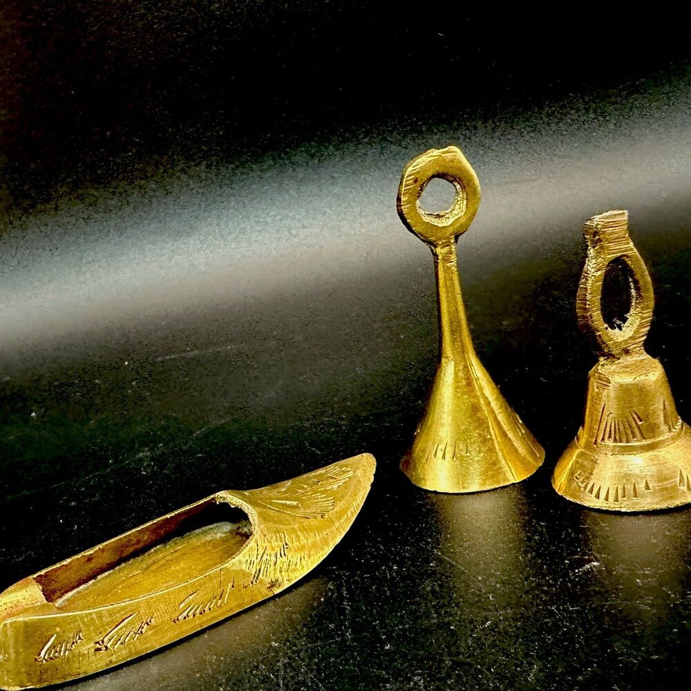 Vintage Miniature Brass Set of 3 Etched Bells & Shoe Trinket Tray Desk Decor